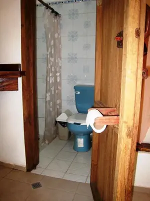 Un baño de Los metates