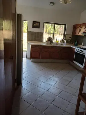 Una cocina o zona de cocina en Casa con alberca y jardin en parres jiutepex