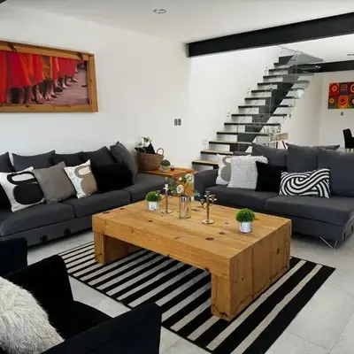 Casa Framboyanes