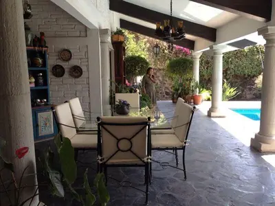 Piscina en o cerca de Enchanting Hacienda-Style Retreat in Cuernavaca