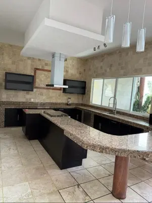 Una cocina o zona de cocina en Casa del Árbol