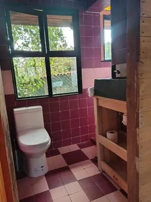 Plano de Cabaña de madera privada y romántica