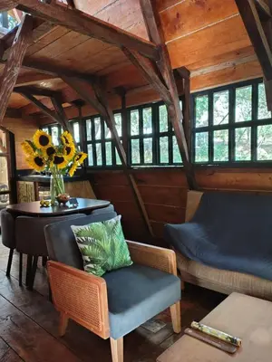 Plano de Cabaña de madera privada y romántica
