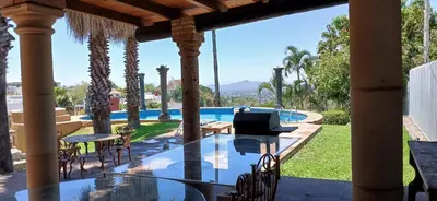 Piscina en o cerca de Quinta Cristina Burgos