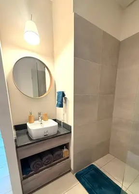 Un baño de Relajante y acogedor