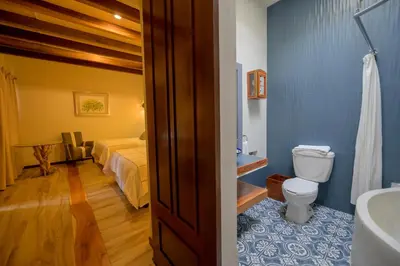 Un baño de Hotel Casa Vertiz