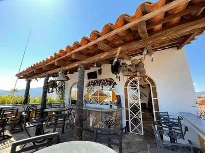 Un restaurante o sitio para comer en Hotel Cristal Chignahuapan