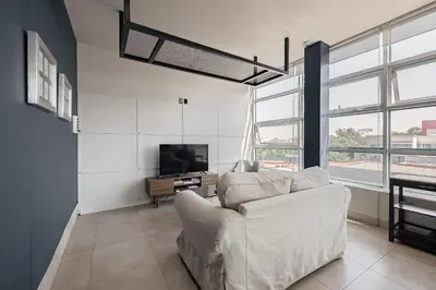 Plano de Luxury hostel shared mixed room