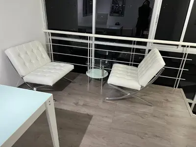 Zona de estar de Spectacular PH with office in front of Perisur