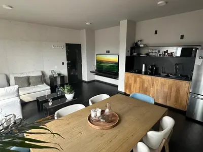 Una cocina o zona de cocina en Apartment with balcony in the heart of the city