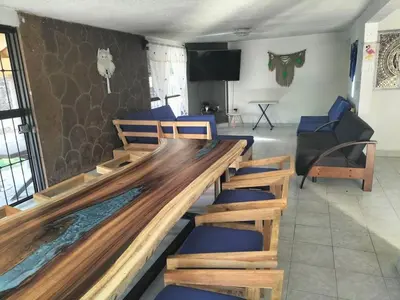 Zona de estar de finca Max amates 1