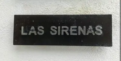 Certificado, premio, señal o documento que está expuesto en Acapulco, gro Sirenas