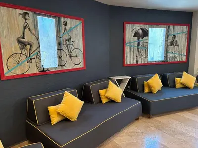 Zona de estar de Miles Davis!Espacio con encanto en ValQuirico!