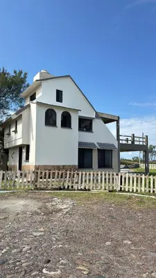 Edificio en el que se encuentra la casa o chalet