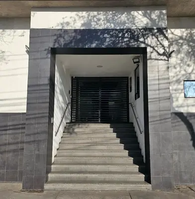 Fachada o entrada de Habitación con baño privado en departamento compartido cerca de zona de conciertos