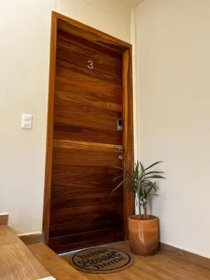 Plano de El Cielo, a centrally located apartment with a beautiful view