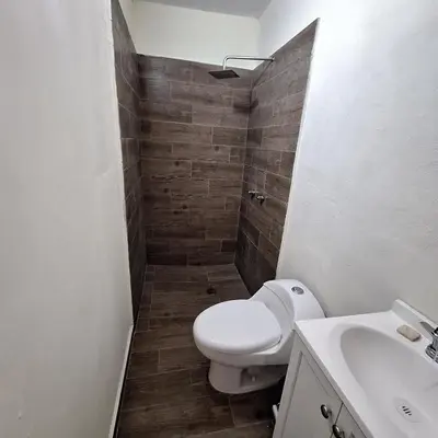Un baño de Quinta Santa Martha I