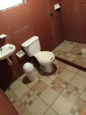 Un baño de Cabaña la ira