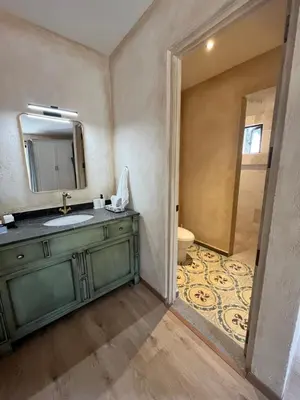 Un baño de Val'quirico Auguri Zócalo II, Depto 5 Camas