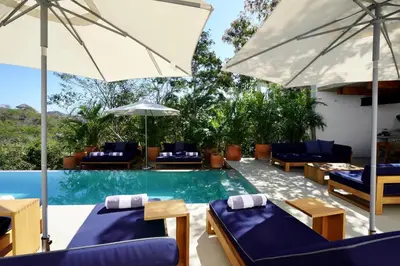 Piscina en o cerca de El Guayacan