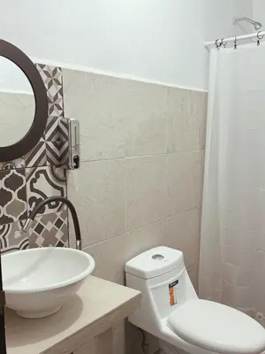 Un baño de Casa Monarca