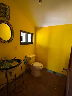 Un baño de Casa Snoopy
