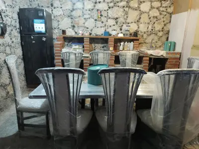 Un restaurante o sitio para comer en Nada y acampa con tus perritos