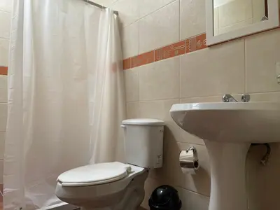 Un baño de Casa Mar y Sierra