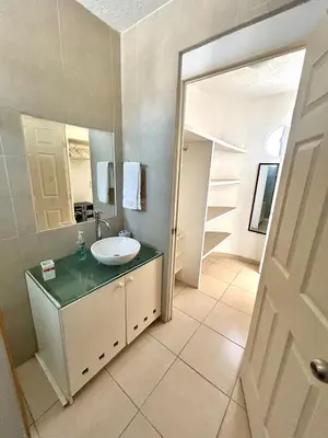 Un baño de Luxurios house, pool and beach YOUR OASIS