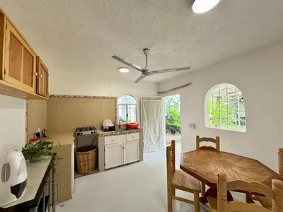 Una cocina o zona de cocina en Casa Tropical Starlink