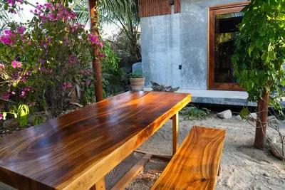 Jardín al aire libre en Ikal Puertecito Beach front House