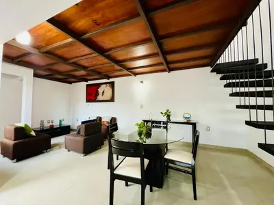 Zona de estar de Departamento con terraza en el Centro