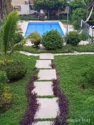Jardín al aire libre en condominio los mangos