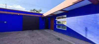 Edificio en el que se encuentra la habitación en casa particular