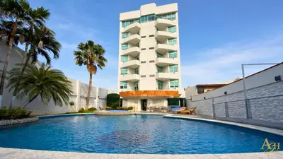 Piscina en o cerca de Angeles Suites & Hotel