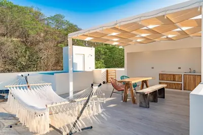 Piscina en o cerca de 3060 - Bocana Beach Condo B2