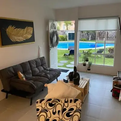 Casa con jardín y piscina ideal para el fin de semana