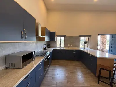 Plano de Casa Flores – Confort y estilo en ValQuirico