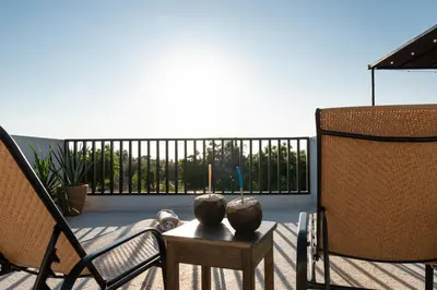 Un balcón o terraza de Casa Eva -Ocean View Rooftop, Pool - La Punta