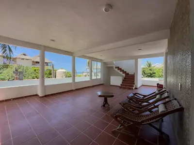 Un balcón o terraza de Casa Godmar with Starlink