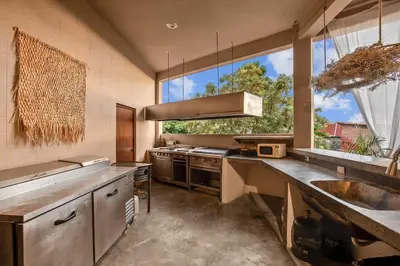 Una cocina o zona de cocina en Tepoztlán — Private 5-Casita Mountain Retreat