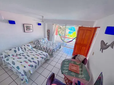 Zona de estar de Villa Ballam 3, Balcones, bahías de Huatulco, Oax
