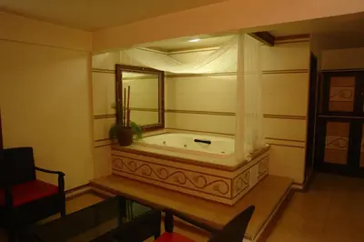 Plano de Auto Hotel Mediterraneo