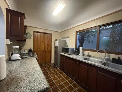 Una cocina o zona de cocina en Casa Colibri, residencia de descanso