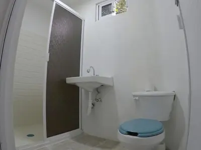 Un baño de Depto Zona UV Lagos Isleta 103