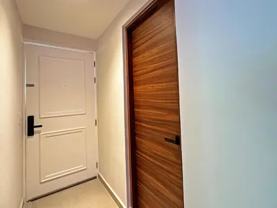 Plano de Beachfront condo with private pool & fast internet