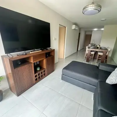Modern Oceanfront Retreat 2BD 2BDR Wifi Pool