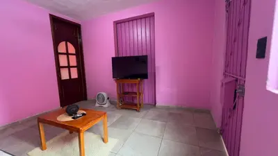 Una televisión o centro de entretenimiento en La Chinanteca, a unos minutos del centro historico
