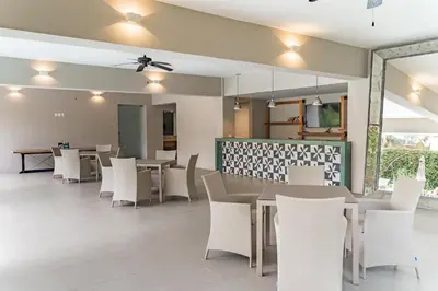 Zona de estar de 2076 - Mixie 202