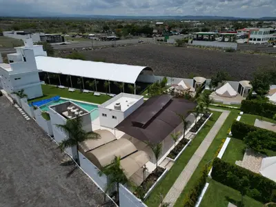 Piscina en o cerca de Glamping Majagua